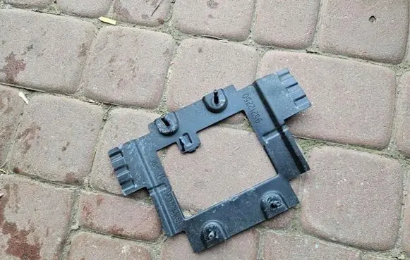 Battery box tray