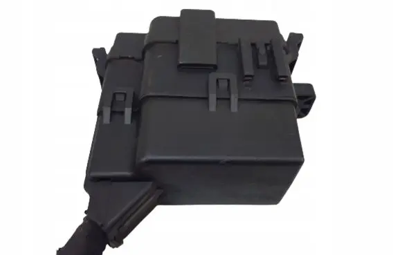 Hyundai ix35 Relay mounting block 