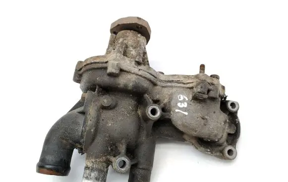 Audi 80 90 B2 Water pump 056121013E