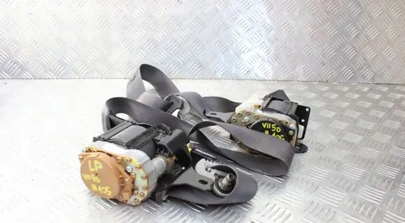 Honda Civic Seat belt trim 