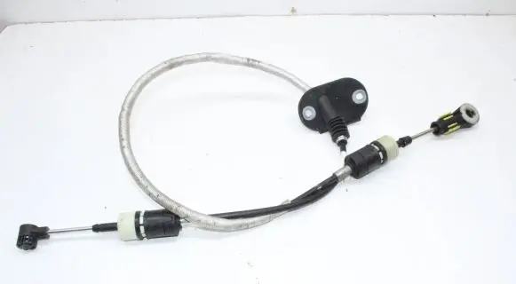 Volvo V40 Gear shift cable linkage