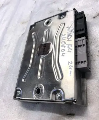 Audi A4 S4 B9 8W Gateway control module 80c907468n