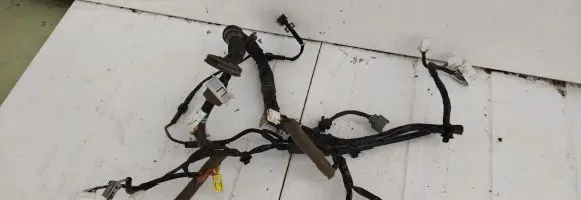 Subaru Outback (BS) Front door wiring loom 81820AL04A