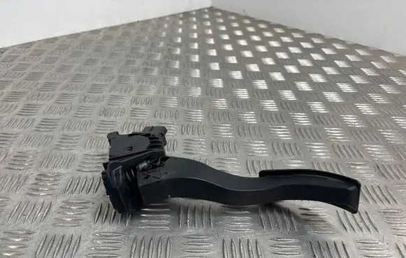 Audi A3 S3 8V Accelerator throttle pedal 5Q1721503 6PV010621 5Q1721503H