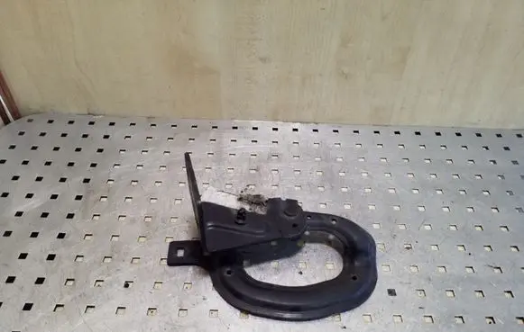 Peugeot 3008 I Tailgate/trunk/boot hinge