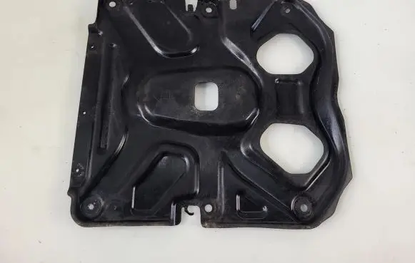 Mazda 6 Engine splash shield/under tray GRF556A91