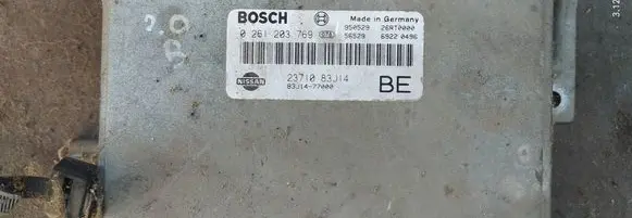 Nissan Primera Engine control unit/module ECU 0261203769 2371083J14 83J1477000