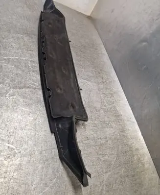 Peugeot 3008 II Wiper trim 9810110480