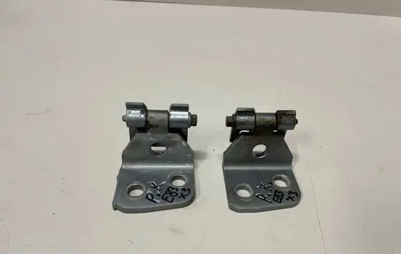 Front door hinge set