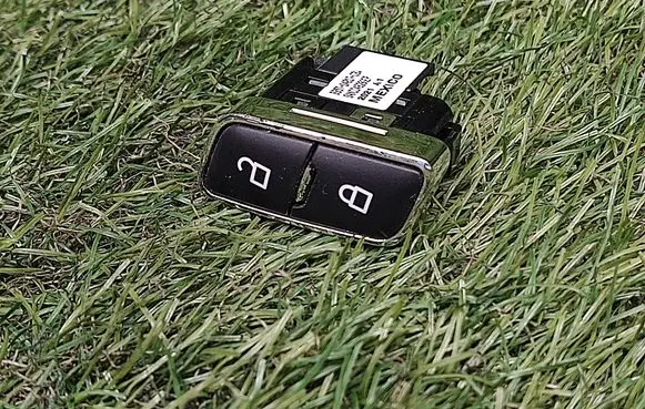Ford Explorer Central locking switch button BB5T14017CBW
