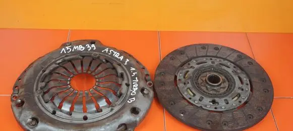 Opel Astra J Clutch set kit 9223223 A14NET SPRZEGLO