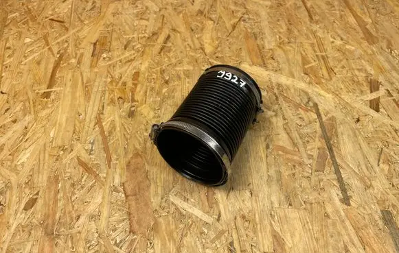 Mercedes-Benz B W247 Air intake hose/pipe 1166714S04