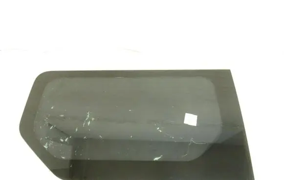 Opel Vivaro Side middle window/glass 