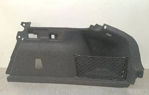 Polestar 2 Trunk/boot lower side trim panel 31675994