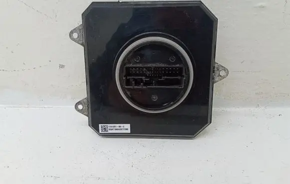 Tesla Model 3 Xenon control unit/module 113125199C