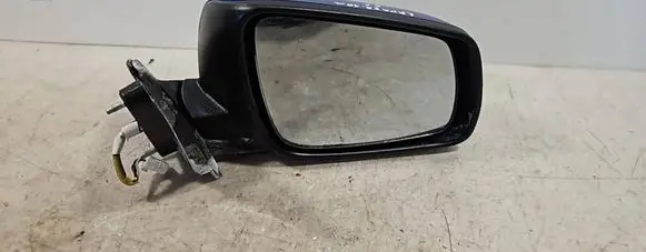 Mitsubishi Lancer VIII Front door electric wing mirror E13021369