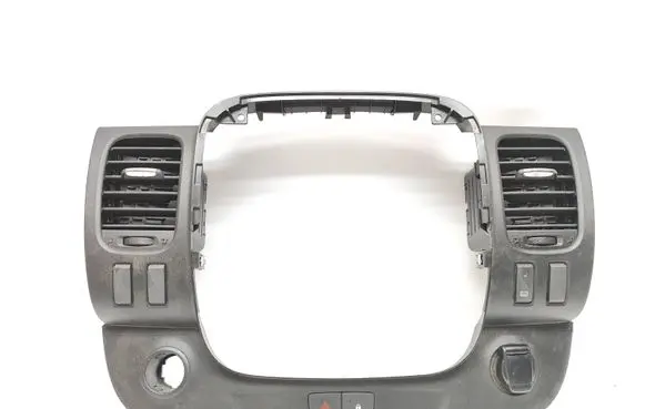 Renault Trafic III (X82) Center console 682608675R 93453371 93453370