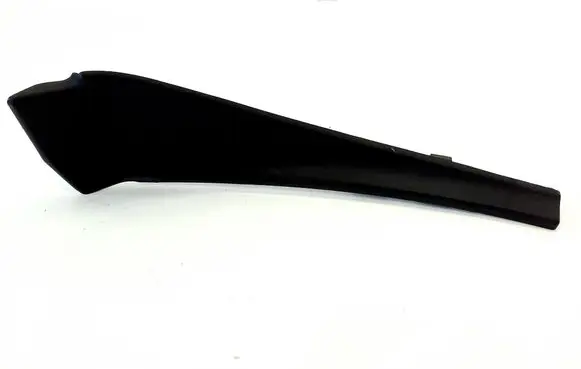 Nissan X-Trail T32 Fender end trim 668944CL0A