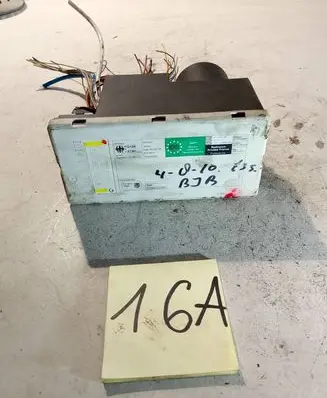 Audi A4 S4 B5 8D Central locking vacuum pump 8L0862257G