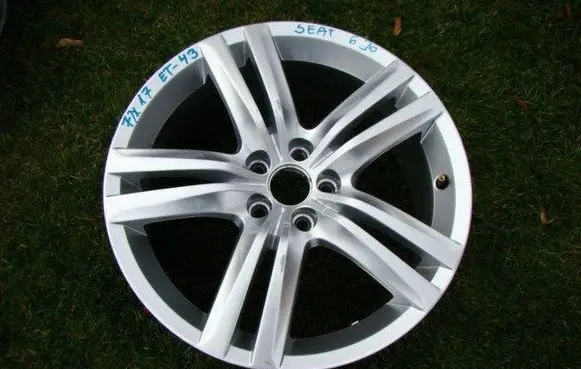 Seat Ibiza III (6L) R17 alloy rim 