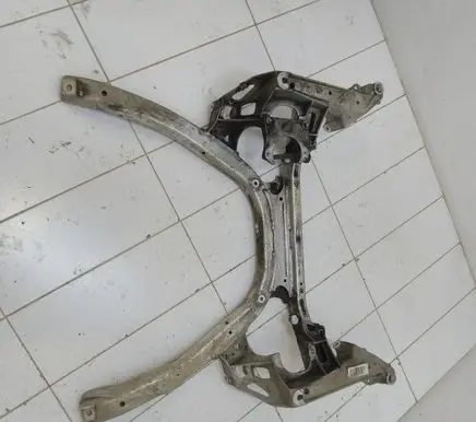 BMW 5 E60 E61 Front subframe 6759462