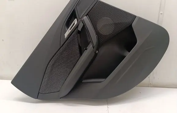 BMW iX1 Rear door card panel trim F015122