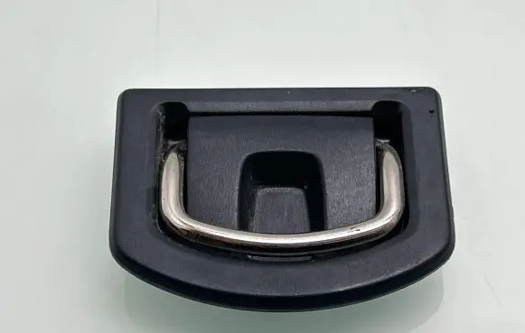 Volkswagen PASSAT B8 Other trunk/boot trim element 5M0863503