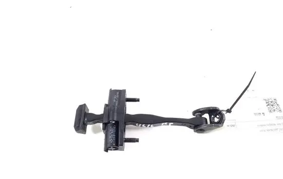 Volvo XC40 Front door check strap stopper 31457262