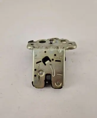 Skoda Rapid (NH) Tailgate/trunk/boot lock/catch/latch 5E0827505A