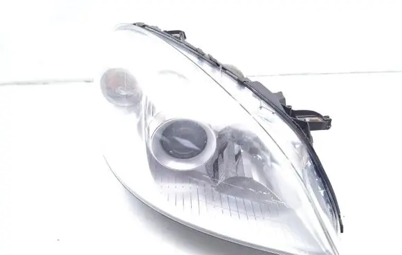 Mercedes-Benz B W245 Headlight/headlamp A1698202661 0301220602