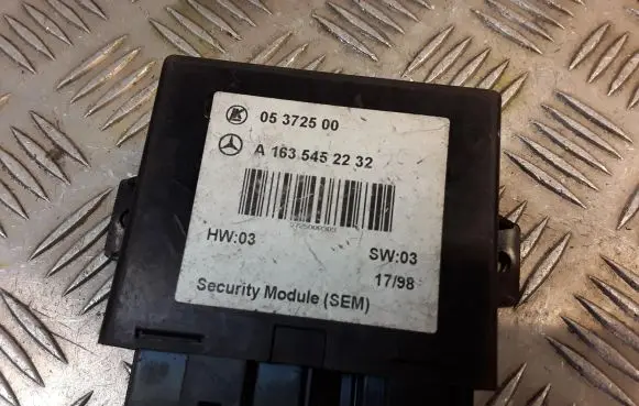Mercedes-Benz ML W163 Alarm control unit/module 1635452232 A1635452232