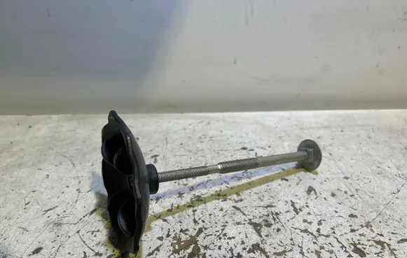 Dodge Challenger Spare wheel bolt 