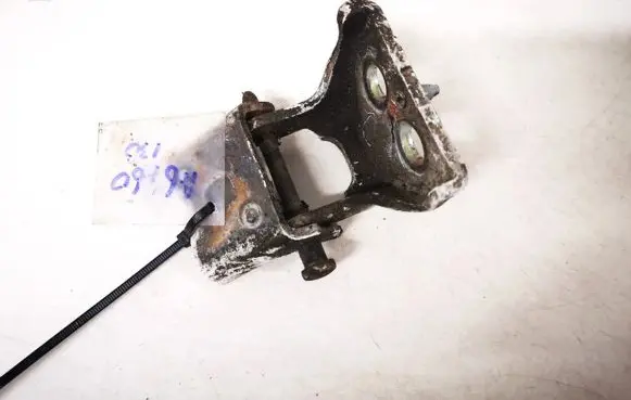 Peugeot 307 Front door upper hinge