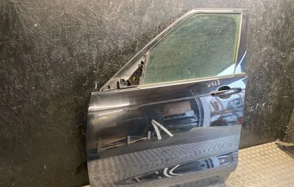 Land Rover Discovery 5 Front door