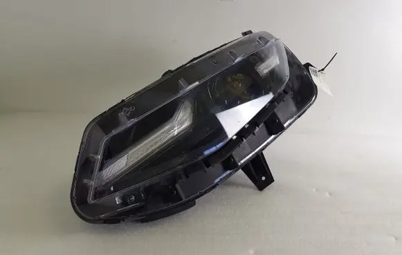 Chevrolet Camaro Headlight/headlamp 84756145