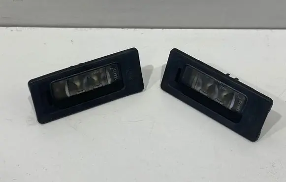 Volkswagen PASSAT B7 Number plate light 3af943021a