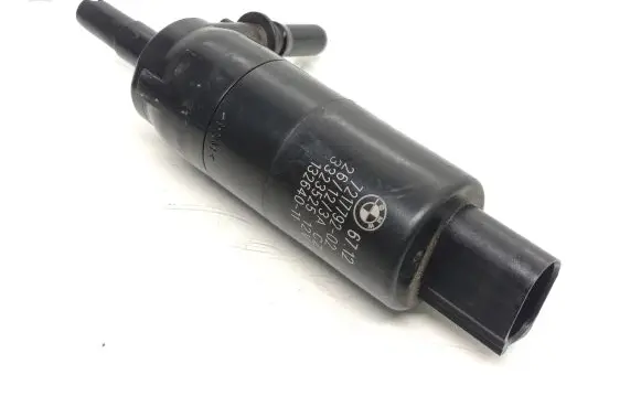BMW X5 E70 Headlight washer pump 7217792 67127217792 3323525