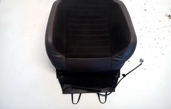 Ford Kuga II Other seats OPARCIE