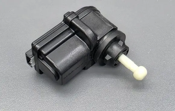 Ford Fiesta Headlight level adjustment motor VP7EKX13K198AB