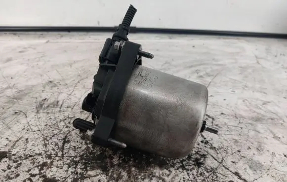 Citroen C4 II Fuel filter housing 9672314980 01U11X02