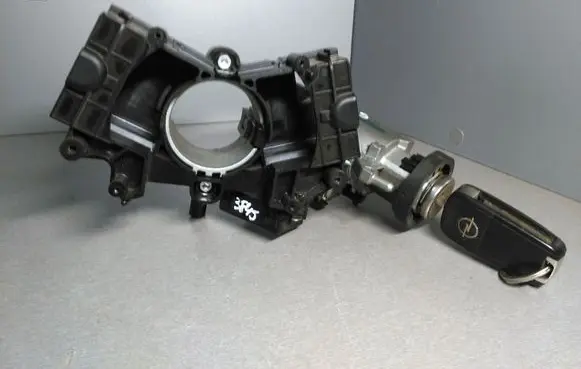 Opel Insignia A Ignition lock 20939745 5901867 13504286