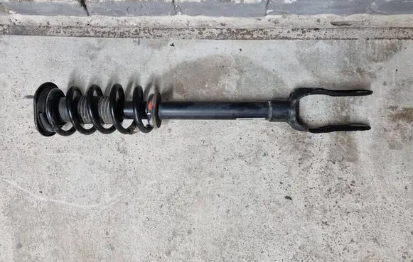 Dodge Durango Front shock absorber/damper 68027000AA 68027000 20154504330