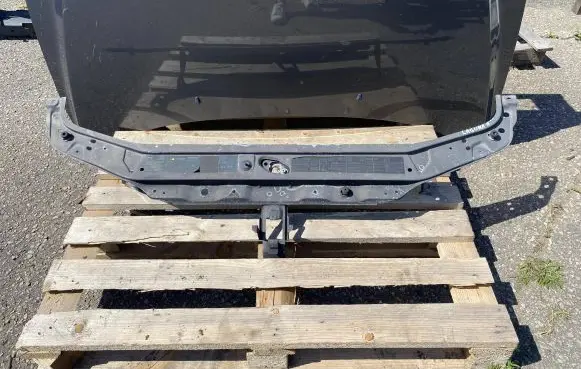 Renault Laguna II Radiator support slam panel 8200233858