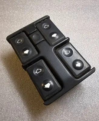 BMW 5 E34 Electric window control switch 1379075