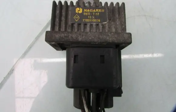 Renault Master II Other relay 7700115078