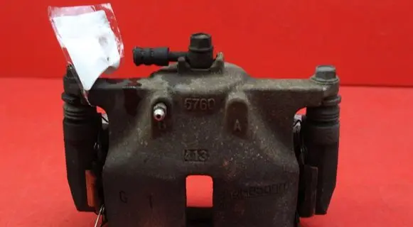 Suzuki SX4 Front brake caliper