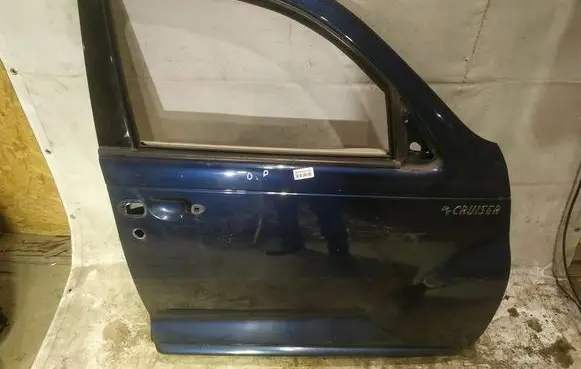 Chrysler PT Cruiser Front door melynos