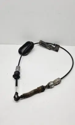 Gear shift cable linkage