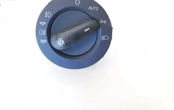 Audi Q7 4L Light switch
