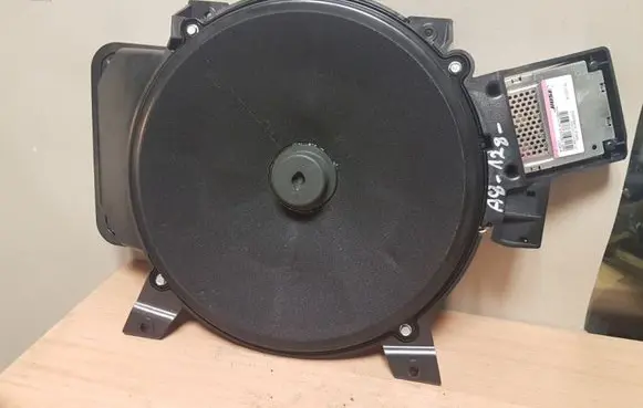 Audi A8 S8 D3 4E Subwoofer speaker 4E0035412D 373061002 280382002